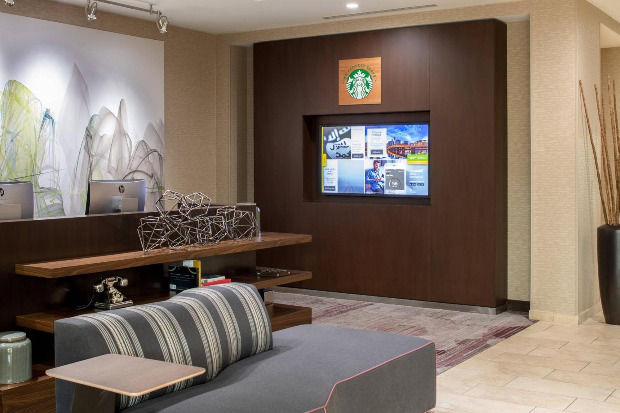 Hotel Courtyard By Marriott Portland Airport Exterior foto