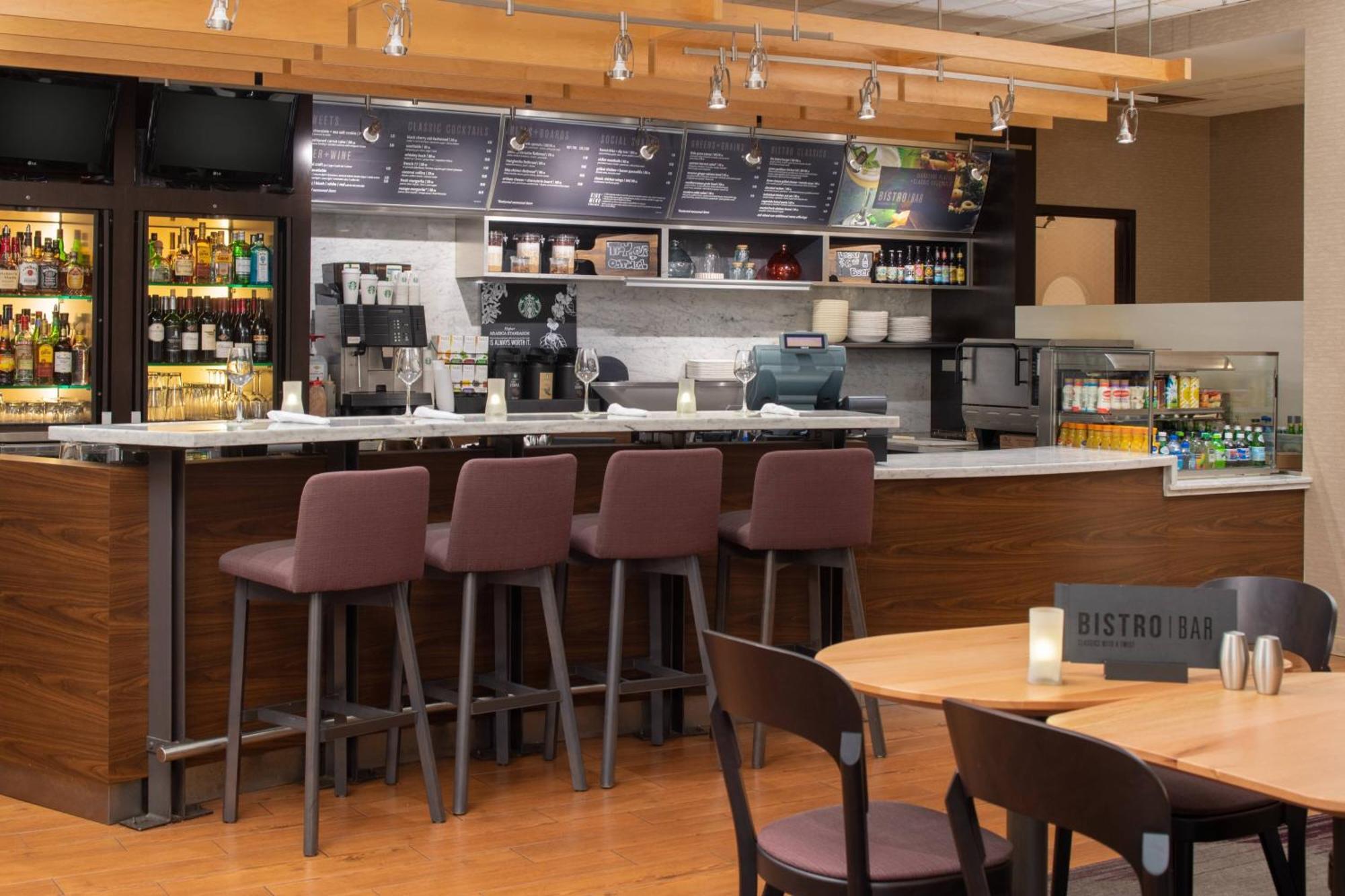 Hotel Courtyard By Marriott Portland Airport Exterior foto